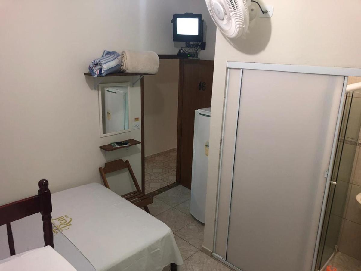 伊利亚孔普里达 里尔旅馆酒店 外观 照片